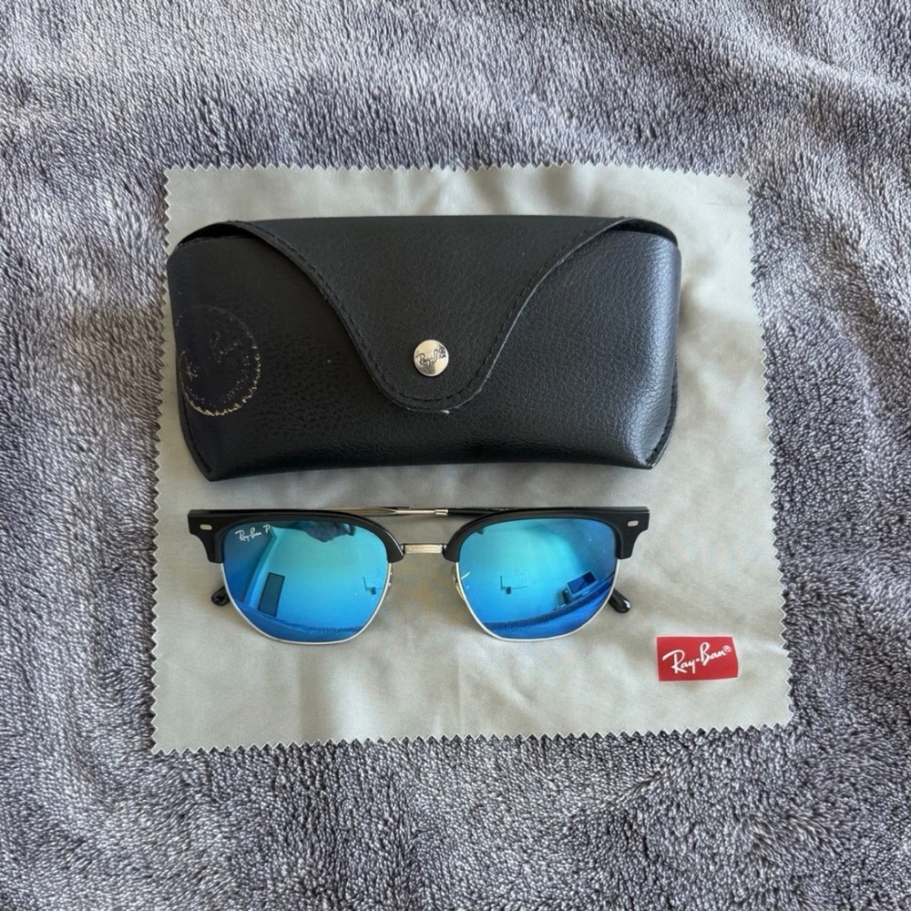 Ray-Ban Clubmaster Polarized Mirror Blue